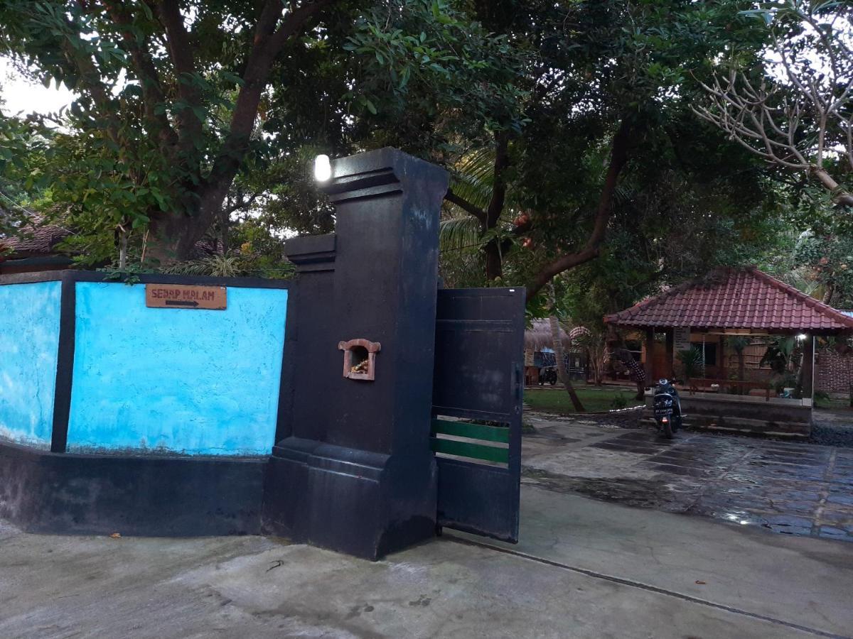 Penginapan Sedap Malam Lovina Exterior foto