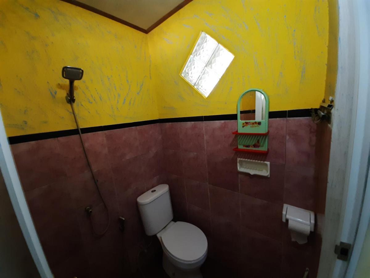 Penginapan Sedap Malam Lovina Exterior foto